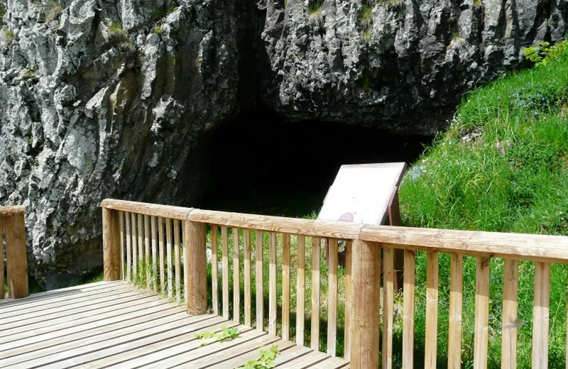 Grotte_de_Longetrée