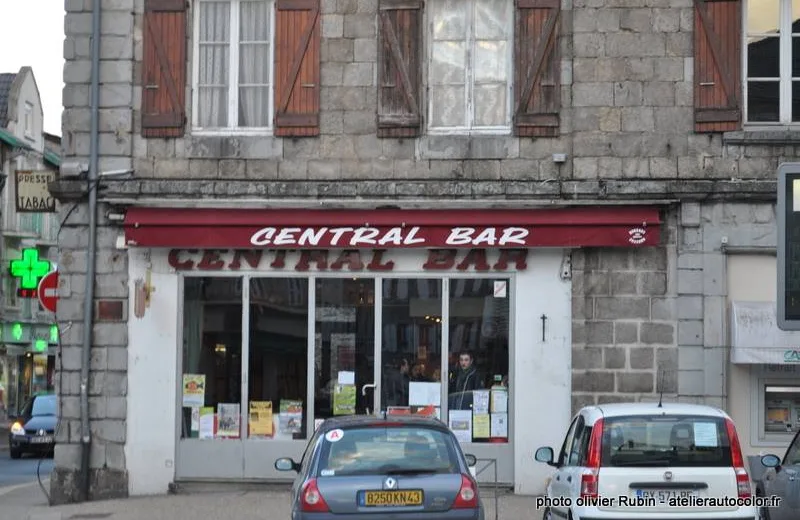 Central Bar