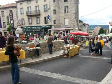 EVE_La Chaise-Dieu market