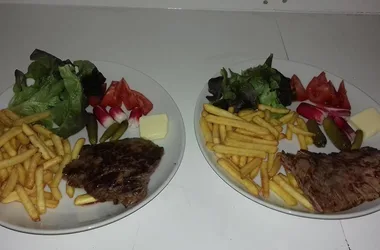 RES_ Country saloon_bavette salade frites