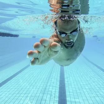 Piscine olympique extérieure