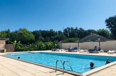 Tentes Lodges au Camping Le Clos de la Lère