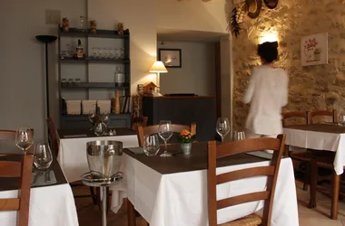 restaurant-Le-Gavroche-BLAYE-800x600