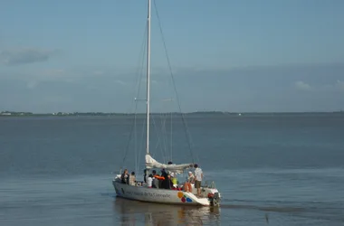Segelboot Terres d’Oiseaux Braud und Saint-Louis
