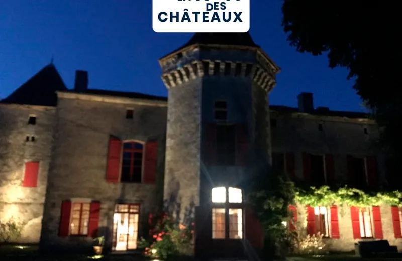 La nuit des châteaux à la Maison Forte de Boisset à Berson_ COMPLET