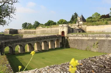 Citadel--Blaye-Unesco-royal gate-800x600
