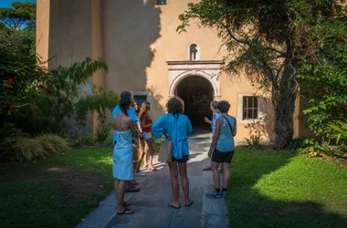 Visite guidée historique du village