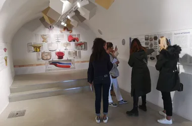 Visite guidée de l’exposition – Le mobilier de la présidence au fort de Brégançon