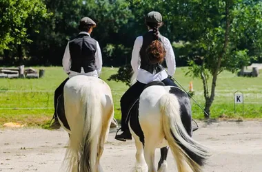 L’ÉTRIER DU LAURAGAIS – AMC ÉQUITATION