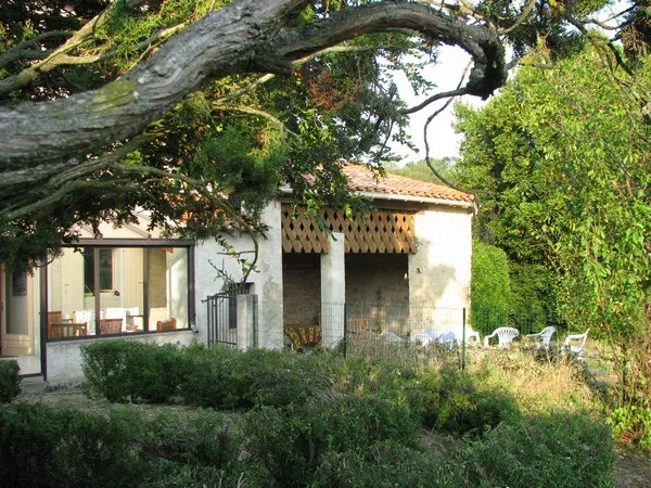 VILLA DES BUIS