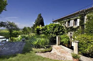 House-and-Parc-cote-Calvaire-1024x543