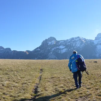 Boucle pédestre de la glacière aux Frachets