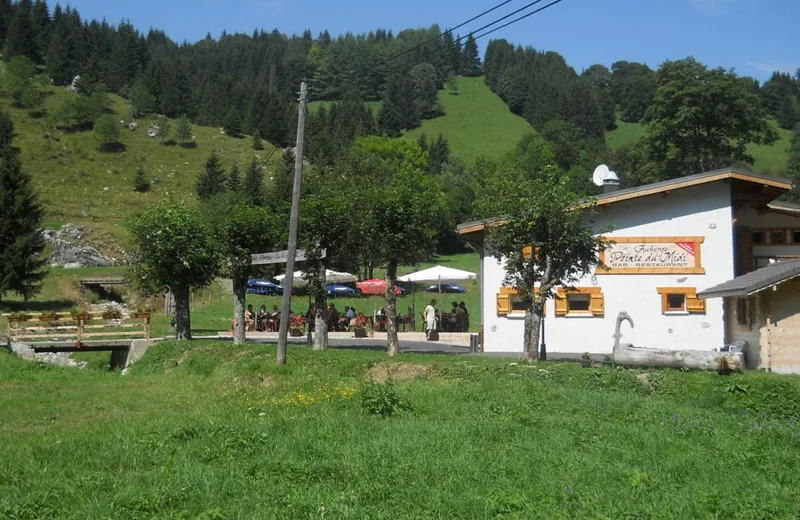 Auberge Pointe du Midi