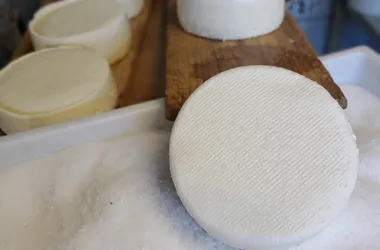 Vente de fromages à la ferme à Ballancy