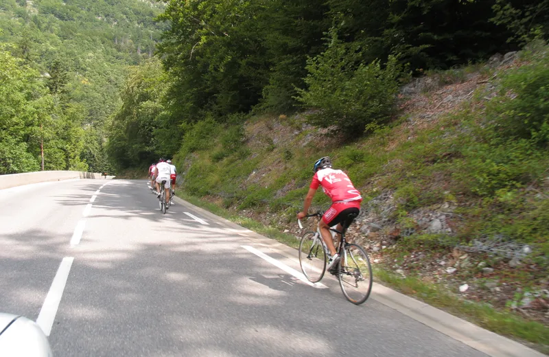 Montée Les Carroz au Col de Pierre Carrée