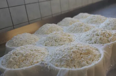 Vente de fromages à la ferme à Ballancy