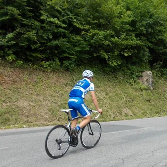 Aller cyclo : Montée de la Rosière