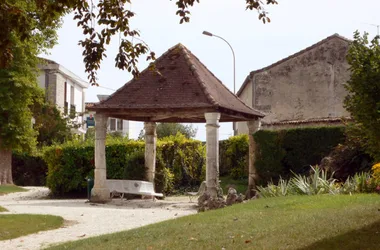 Balade à Chateauneuf sur Charente- Le kiosque