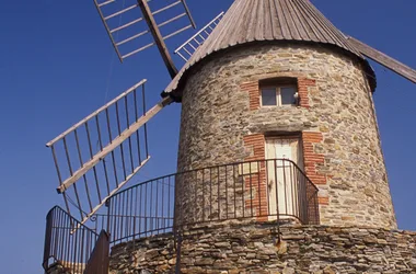 THE WINDMILL OF COLLIOURE