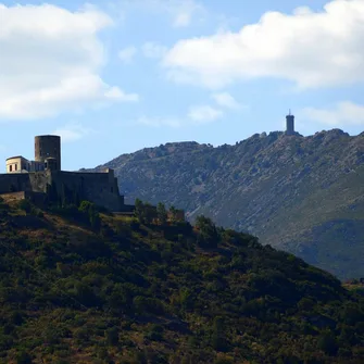 FROM THE CHÂTEAU ROYAL TO THE FORT SAINT ELME