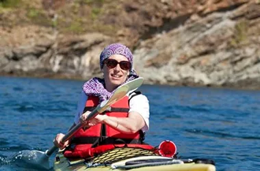 SEA KAYAKING WITH “ALÉOUTES”