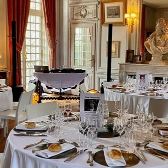 Evénement d’entreprise au Château de Saint-Brisson / réception / banquet / séminaire