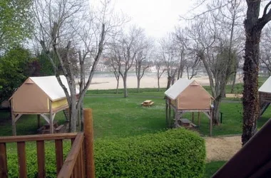 Tente le Nid Insolite des bords de Loire