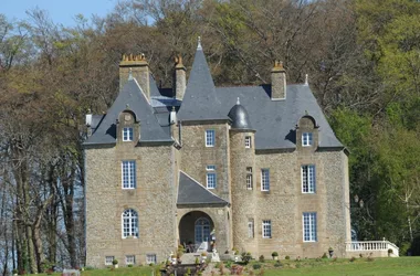Montbrault Castle