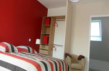 habitación doble roja