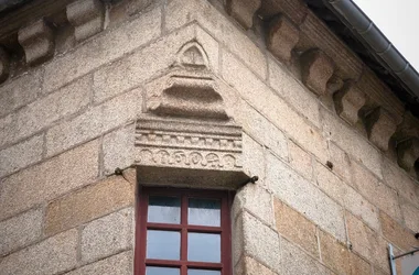 Chasse aux trésors Bazouges-la-Pérouse, Petite Cité de Caractère