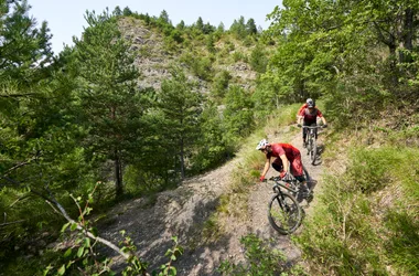 Le Géant mountain bike stay