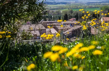 Village of Peyruis