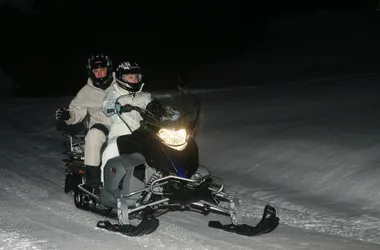 Guided snowmobile tours