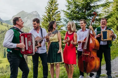 CONCERT OESCH’ S DIE DRITTEN – MORZINE