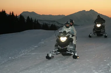 Guided snowmobile tours