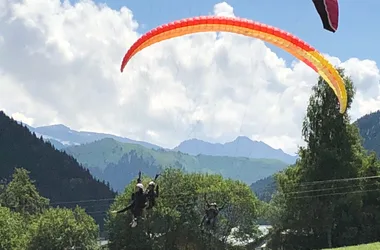 Ecole de parapente, stages et biplaces