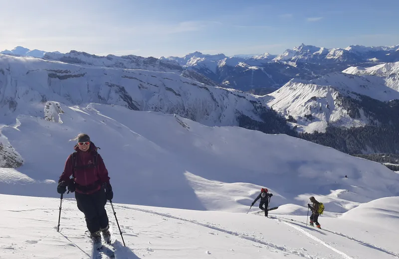 Ski touring with Adrénaline