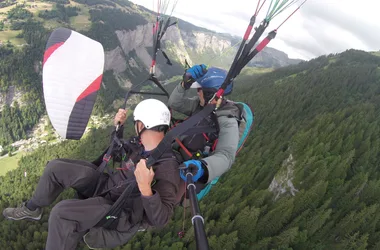 Ecole de parapente, stages et biplaces