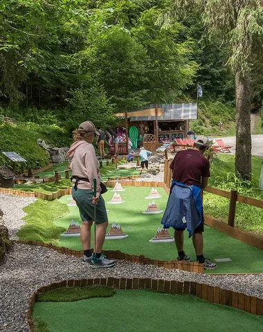 Montriond Lake Mini-Golf