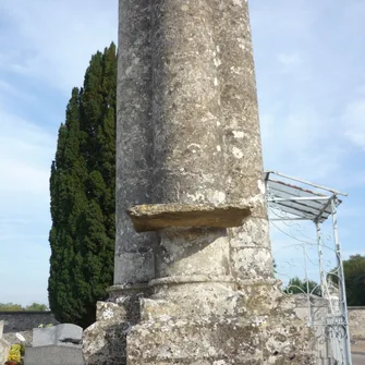 Croix hosannière du cimetière d’Aiffres