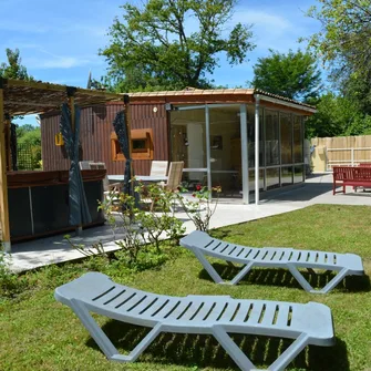 Gîte “La Cabane à Doudou” – Le Hameau de Sainte-Mégrine