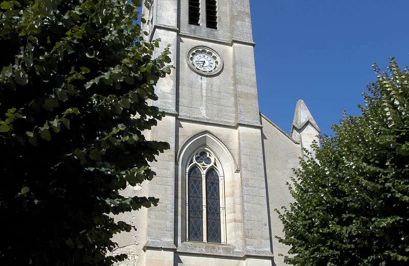 L'église Saint-Vincent à Sansais
