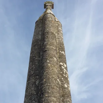 Croix hosannière du cimetière d’Aiffres