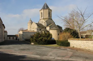 L'église Saint-Jean-l'Evangéliste à Marigny