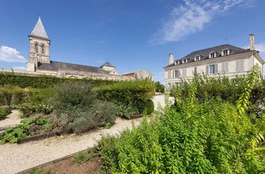 L'abbaye de Nieul-sur-l'Autize