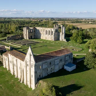 Abbaye de Maillezais