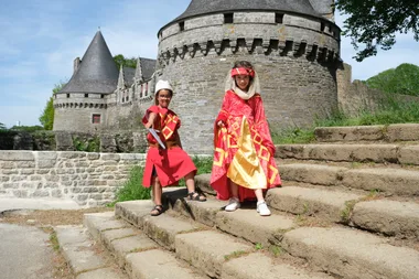 Les enfants en costume ! Quartier médiéval