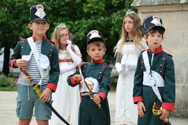 Les enfants en costume ! Quartier napoléonien