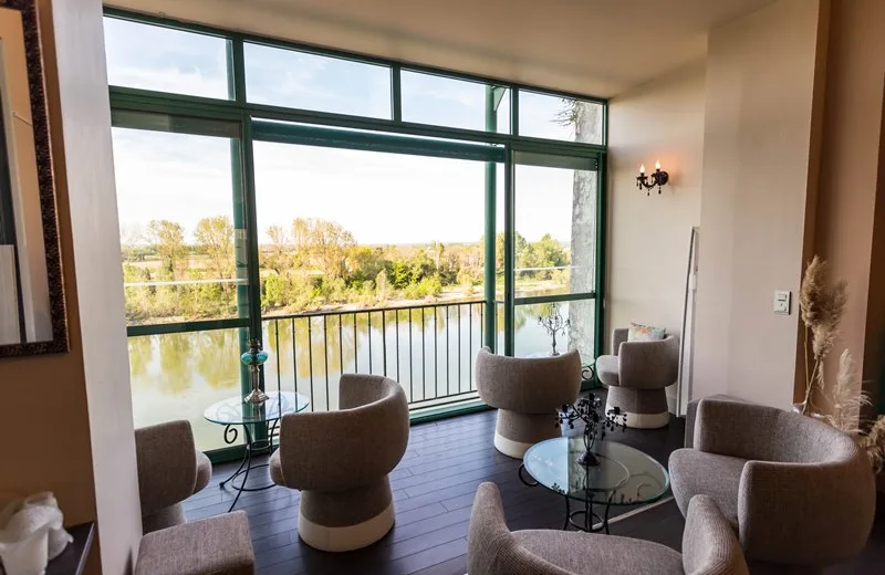 Garonne side - living room