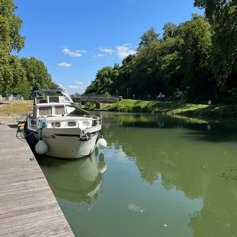 Halte nautique Les Platanes à Meilhan-sur-Garonne